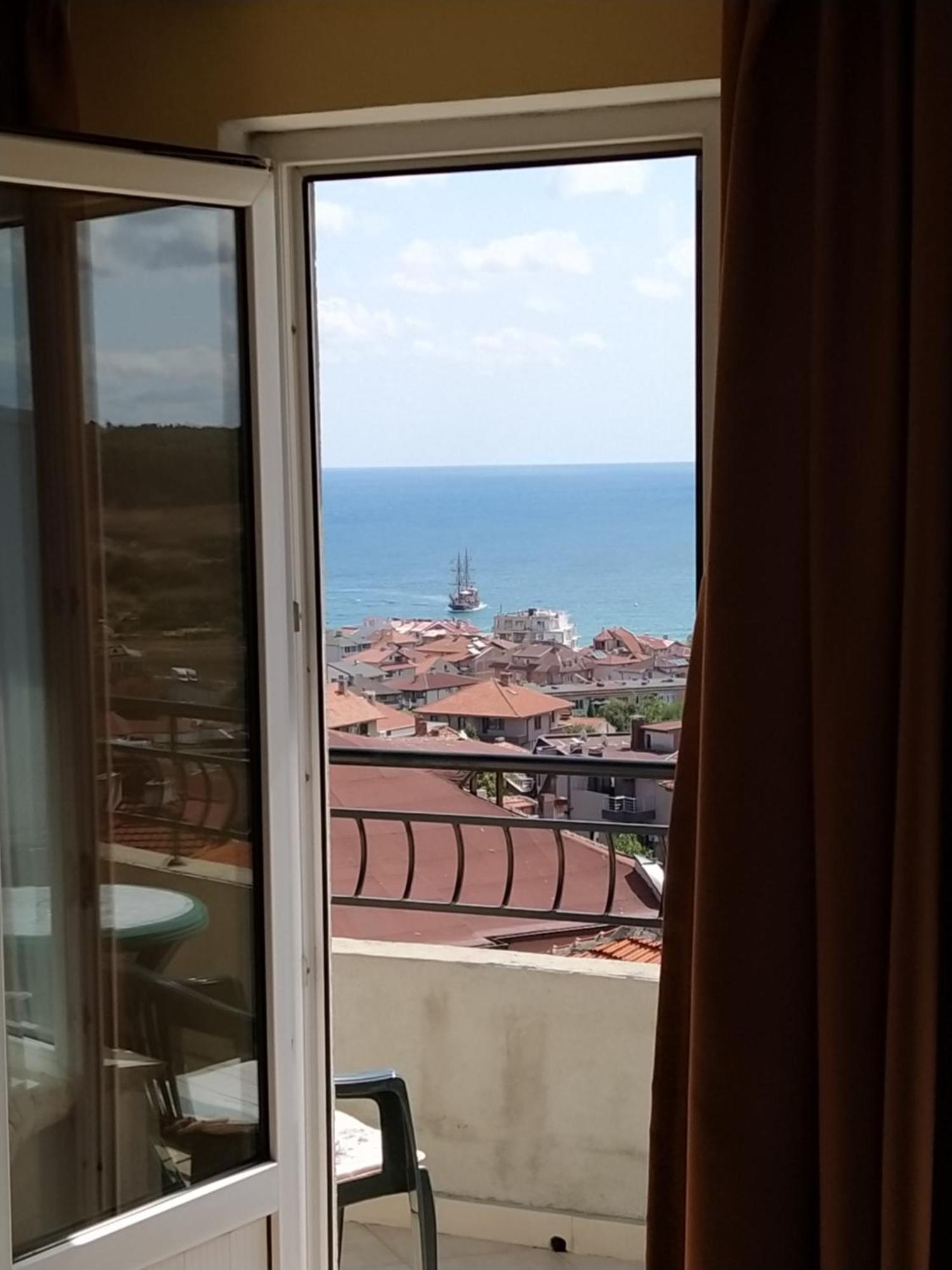 Guest House Polikseni Sozopol Kamer foto